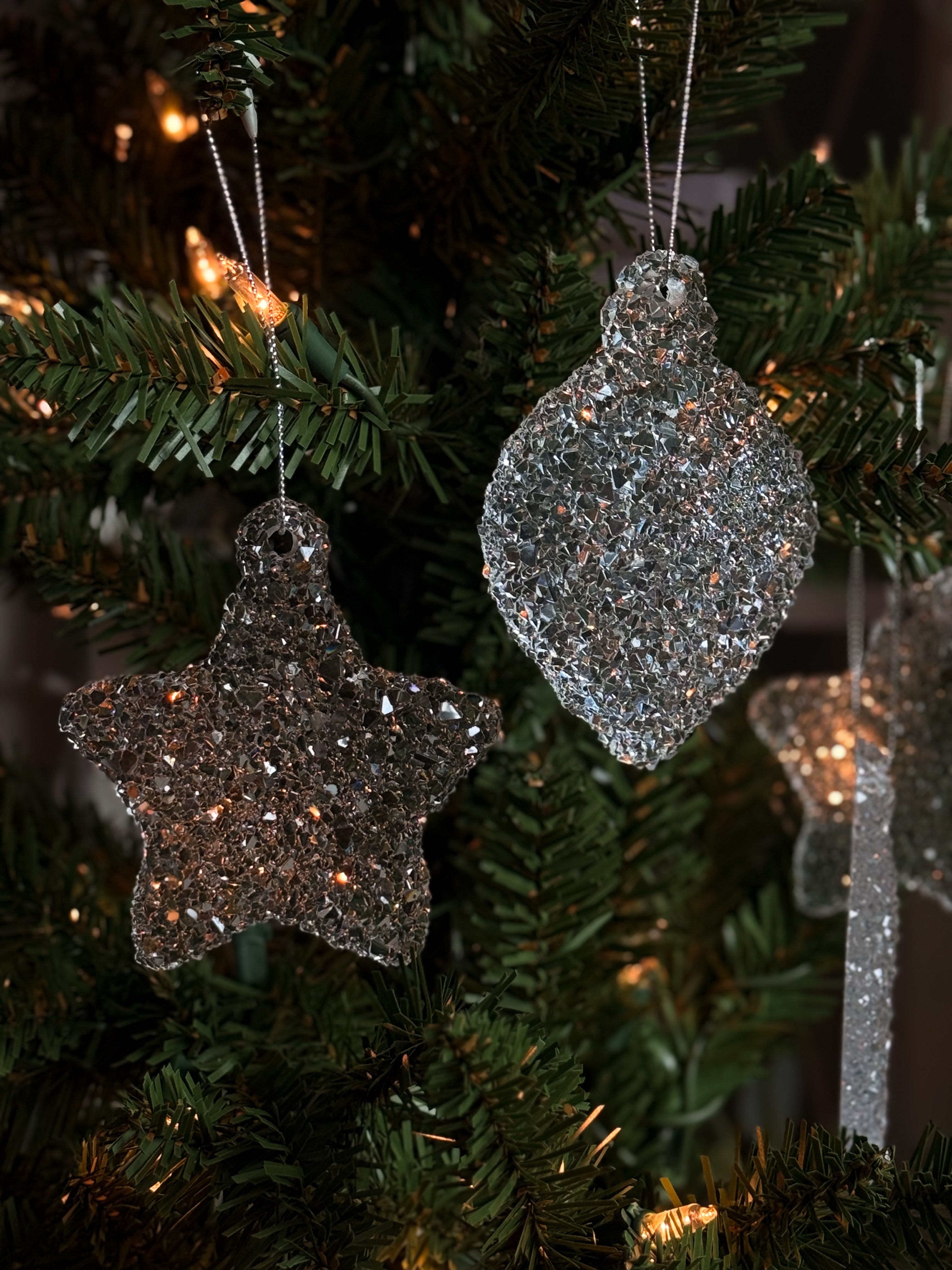Sparkling Resin Christmas Tree Ornament: Frosted Winter Decor, Jewlery Ornament
