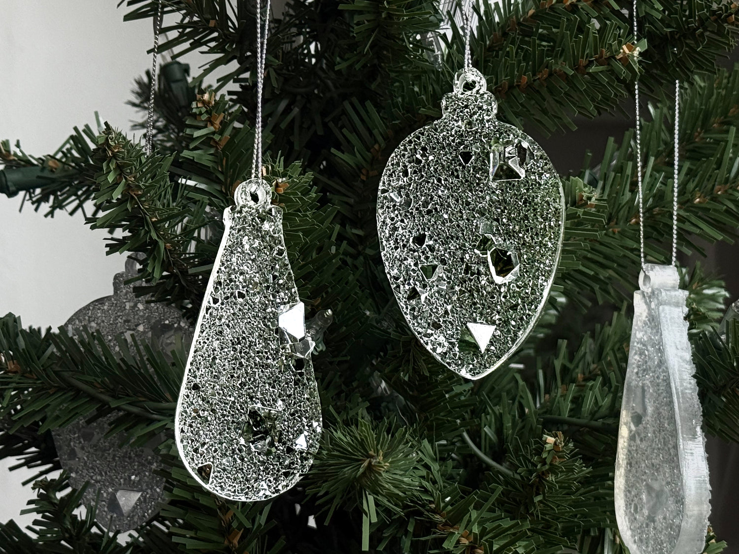 Set of 2 Crystal Drop Ornaments | Clear Resin Christmas Decorations | Large Sparkling Tree Drops