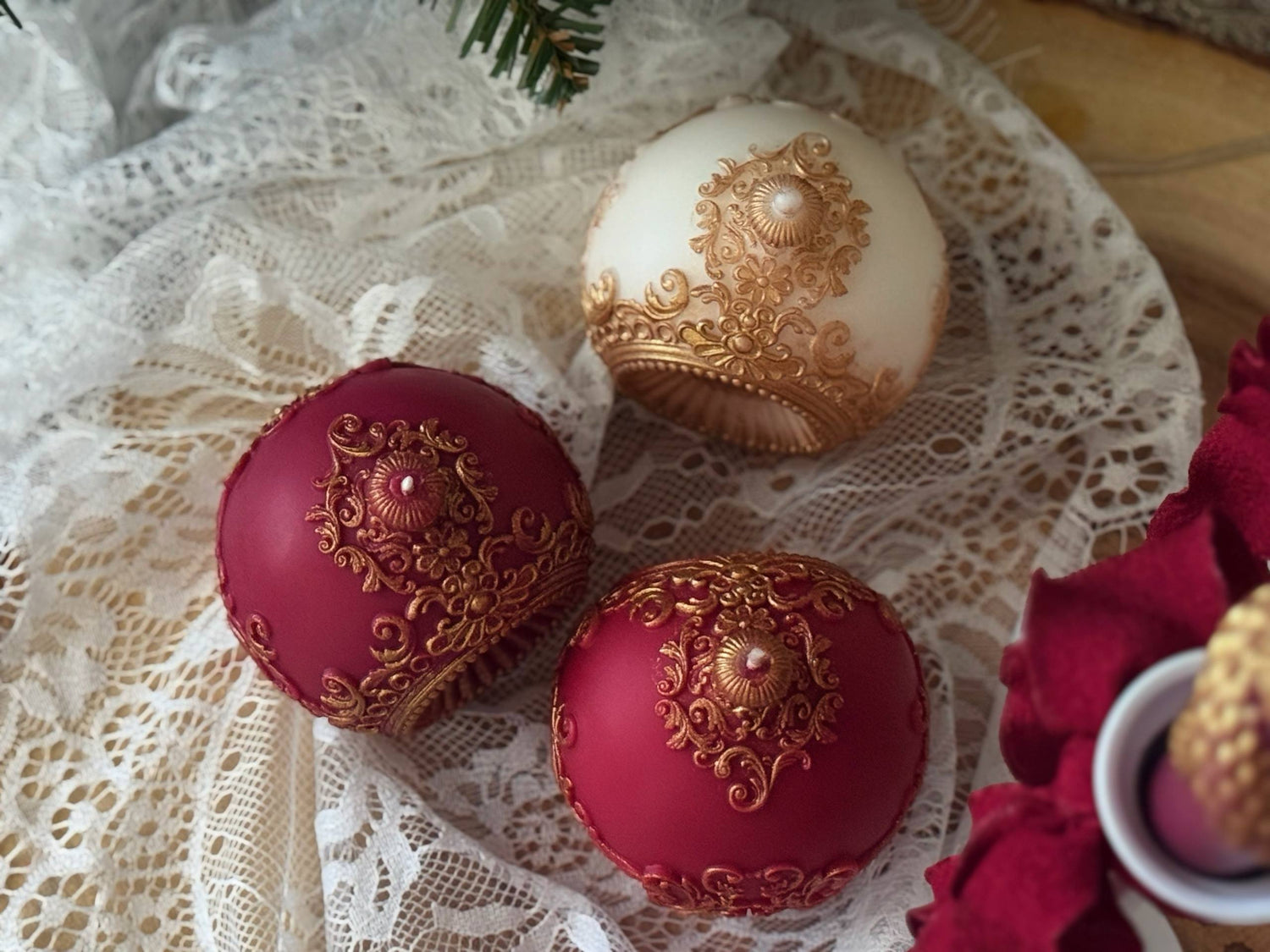 Renaissance Ornament Candle | Vintage Christmas Gift | Holiday Decor Ball