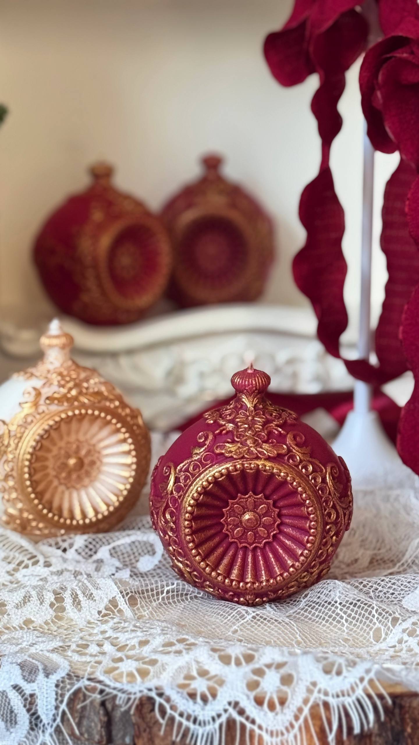 Renaissance Ornament Candle | Vintage Christmas Gift | Holiday Decor Ball
