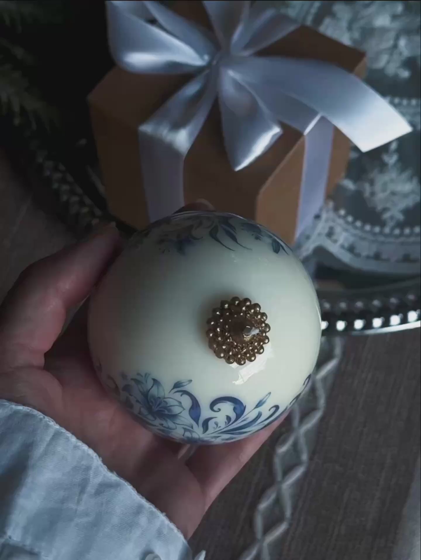 Vintage Christmas Candle Gift Set for hostess: Soy Beeswax, Fir Melts &amp; Star Holder