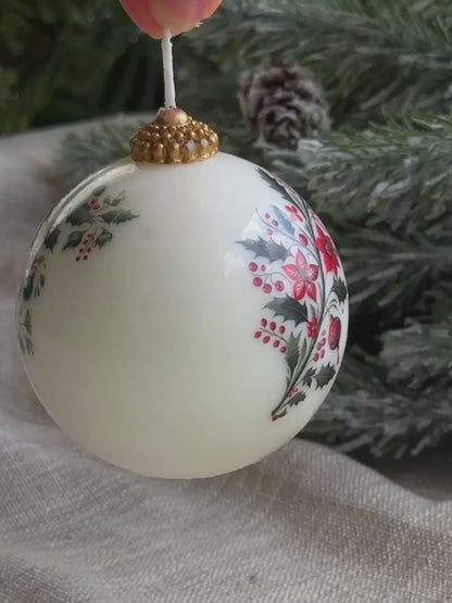 Christmas Candle: Holiday Decor Gift | Unique decor | Handmade Soy &amp; Beeswax - 1 pc