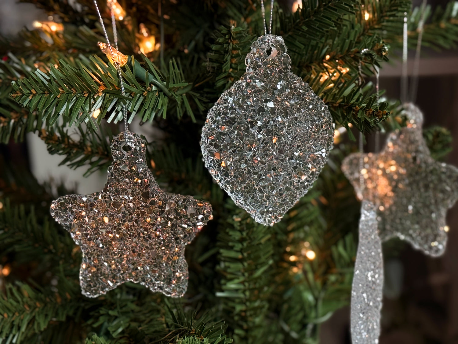 Sparkling Resin Christmas Tree Ornament: Frosted Winter Decor, Jewlery Ornament
